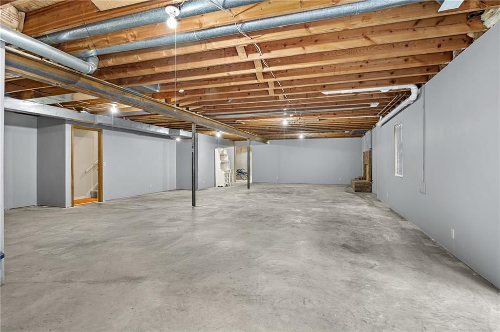 2309 Buckingham Street — photo 43