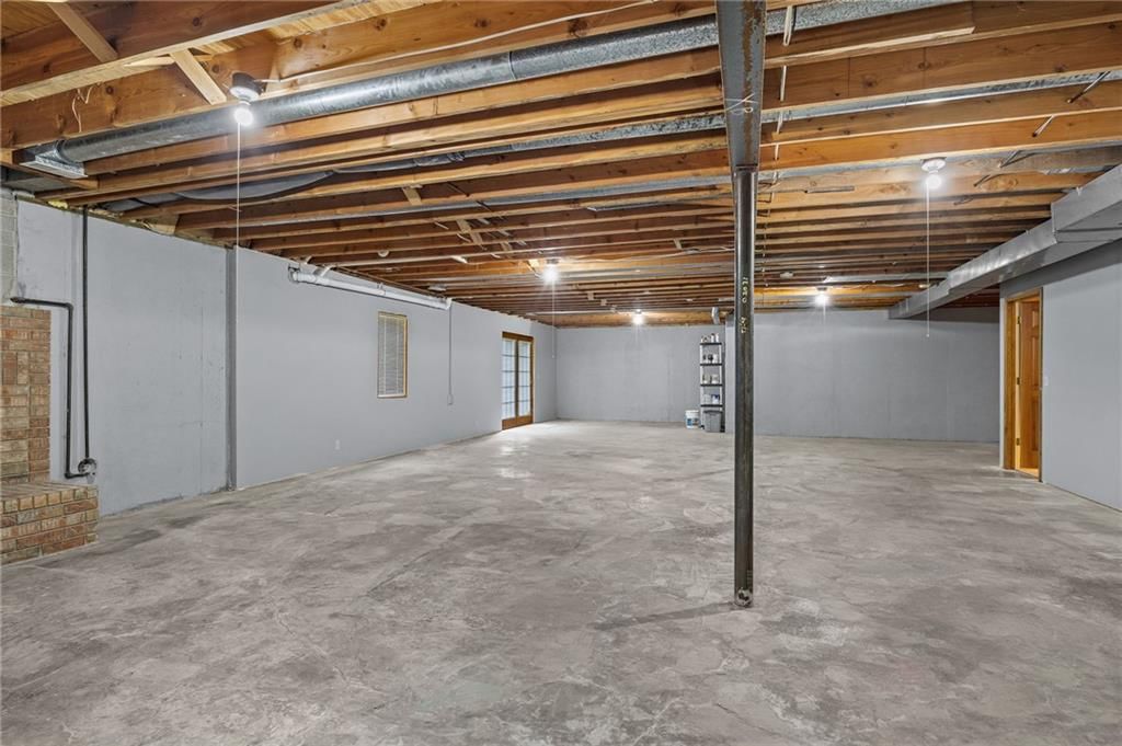 2309 Buckingham Street — photo 44