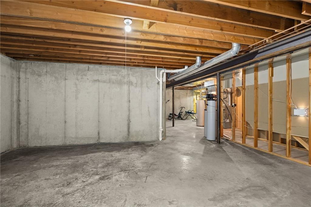 2309 Buckingham Street — photo 52