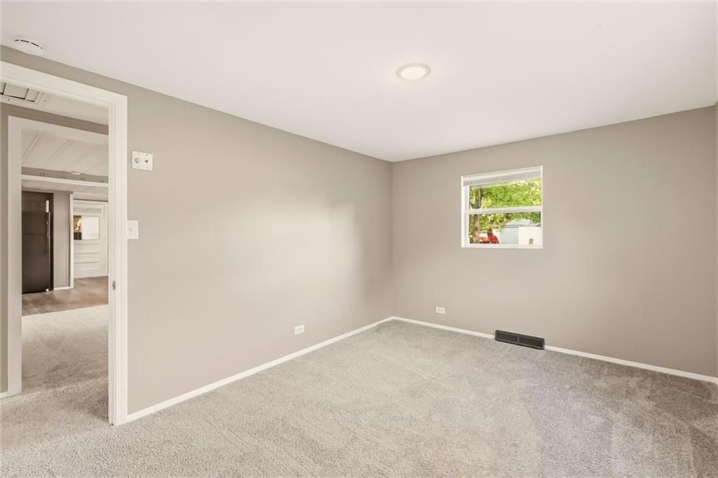 203 N Connor Street — photo 21