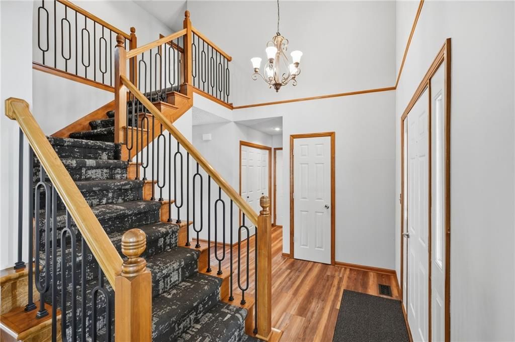 730 N Overlook Drive — photo 3
