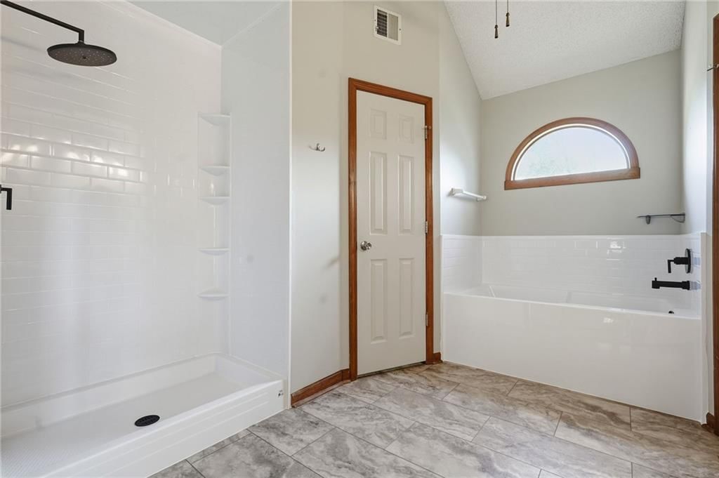 730 N Overlook Drive — photo 20