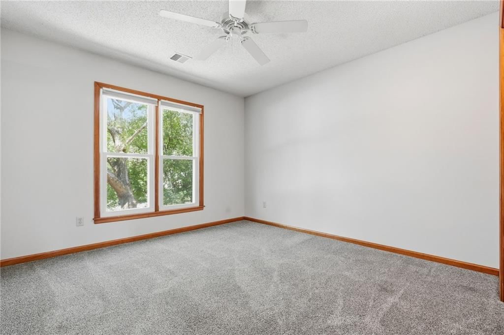 730 N Overlook Drive — photo 24