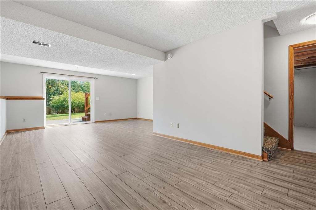 730 N Overlook Drive — photo 27
