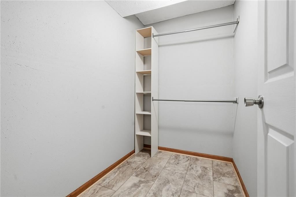 730 N Overlook Drive — photo 30