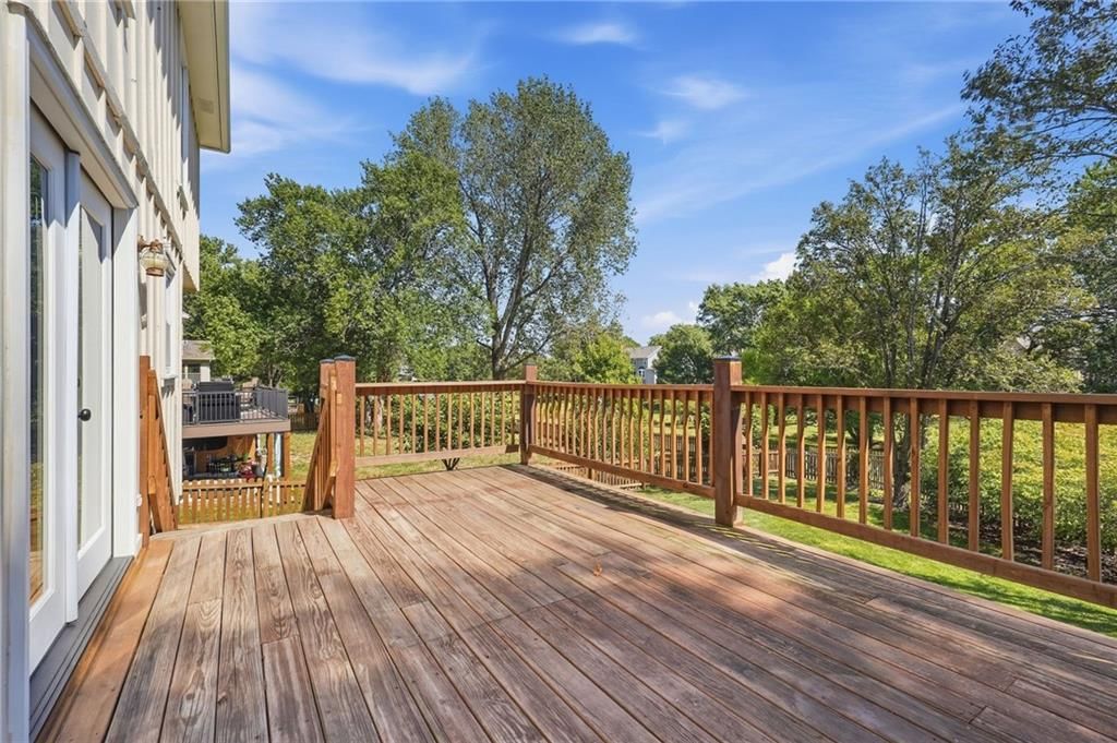 730 N Overlook Drive — photo 34