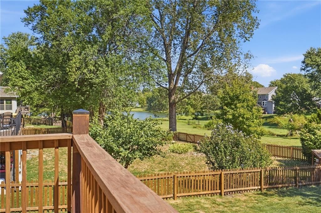 730 N Overlook Drive — photo 35