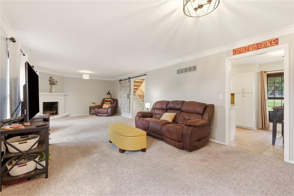 10258 Cedarbrooke Lane — photo 11