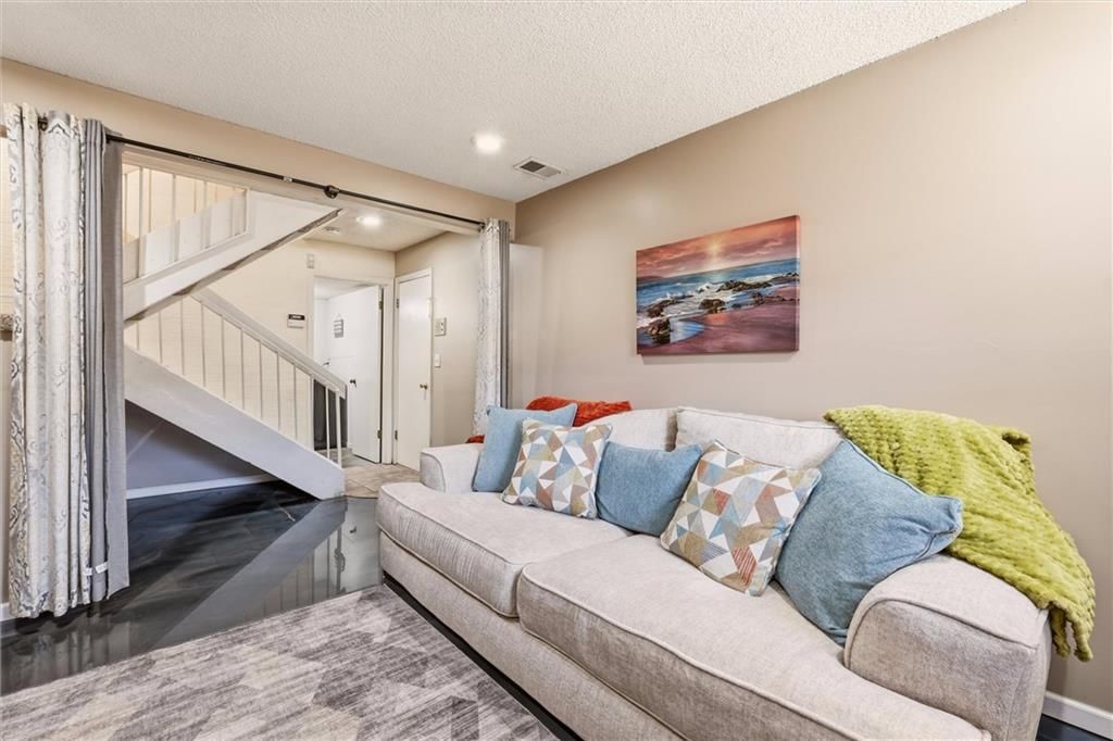 10258 Cedarbrooke Lane — photo 32