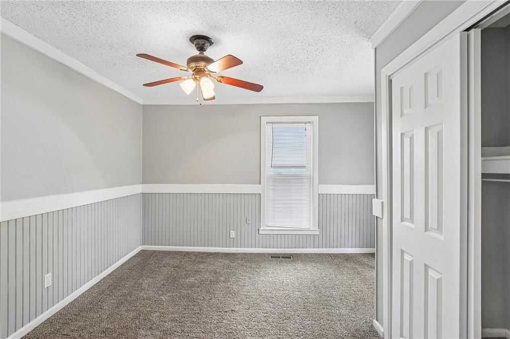 325 S Cherry Street — photo 10