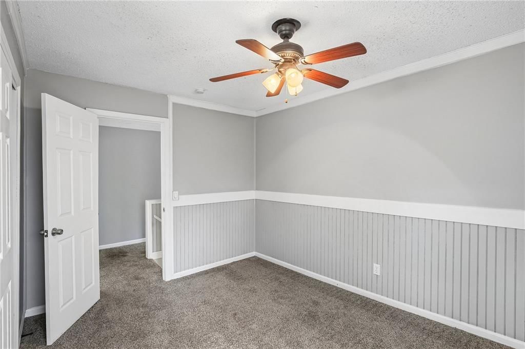 325 S Cherry Street — photo 12