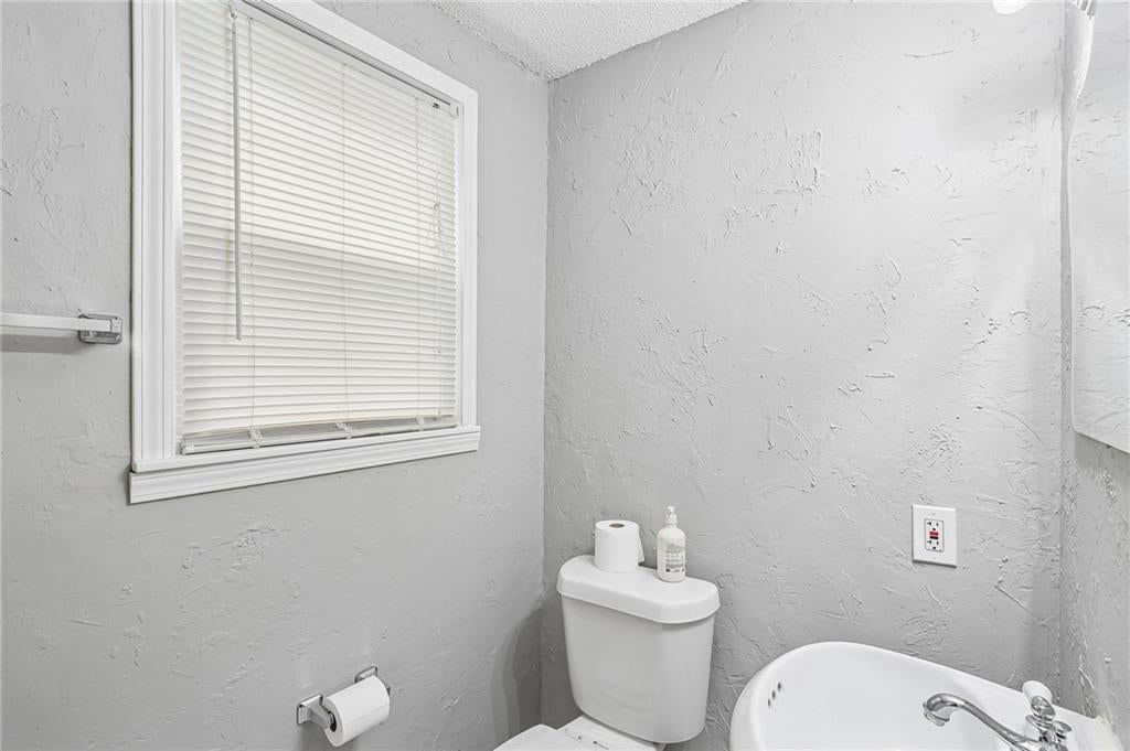 325 S Cherry Street — photo 13