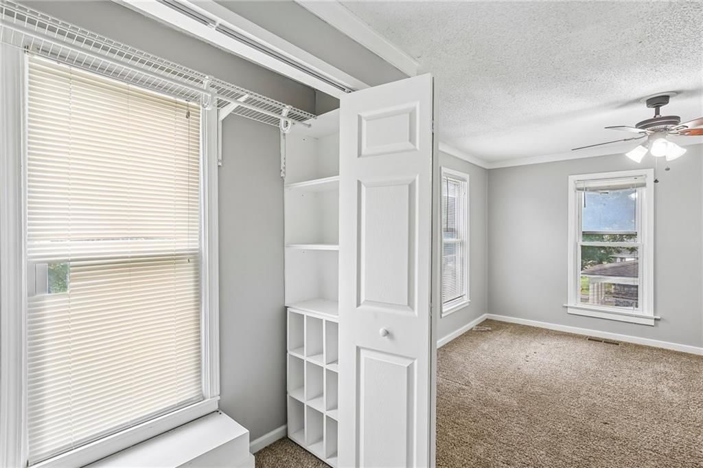 325 S Cherry Street — photo 14