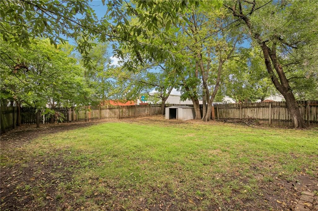 325 S Cherry Street — photo 19