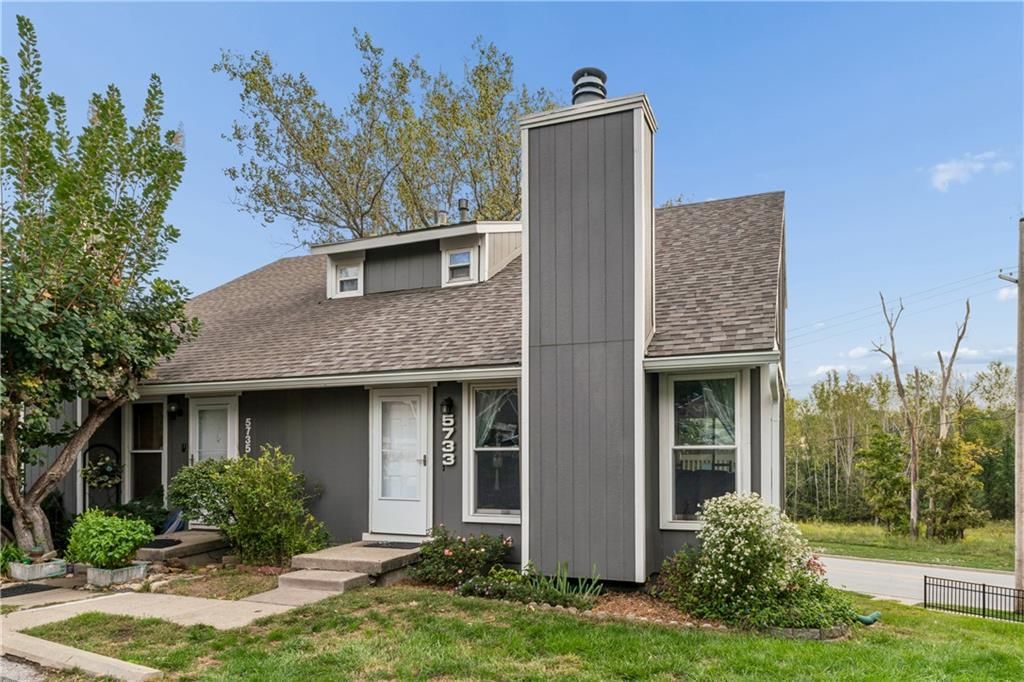5733 N London Avenue — photo 3