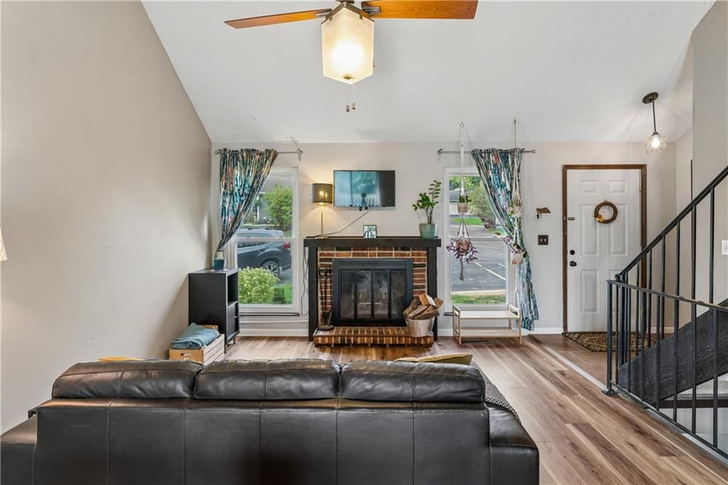 5733 N London Avenue — photo 10