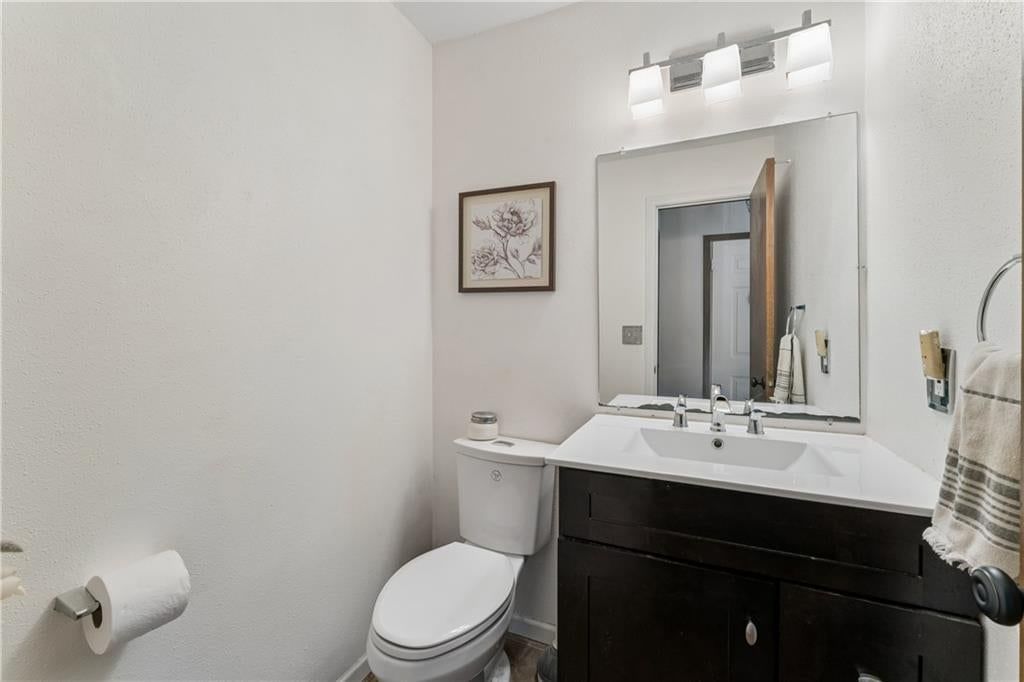 5733 N London Avenue — photo 11