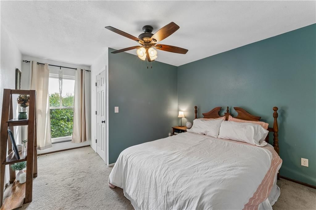 5733 N London Avenue — photo 22