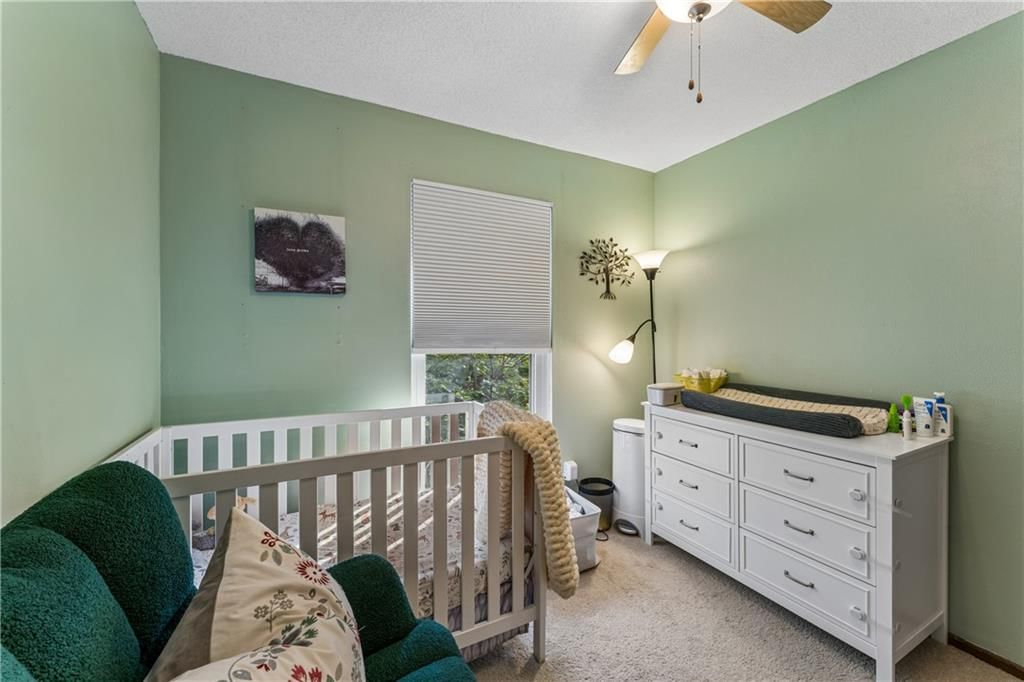 5733 N London Avenue — photo 27