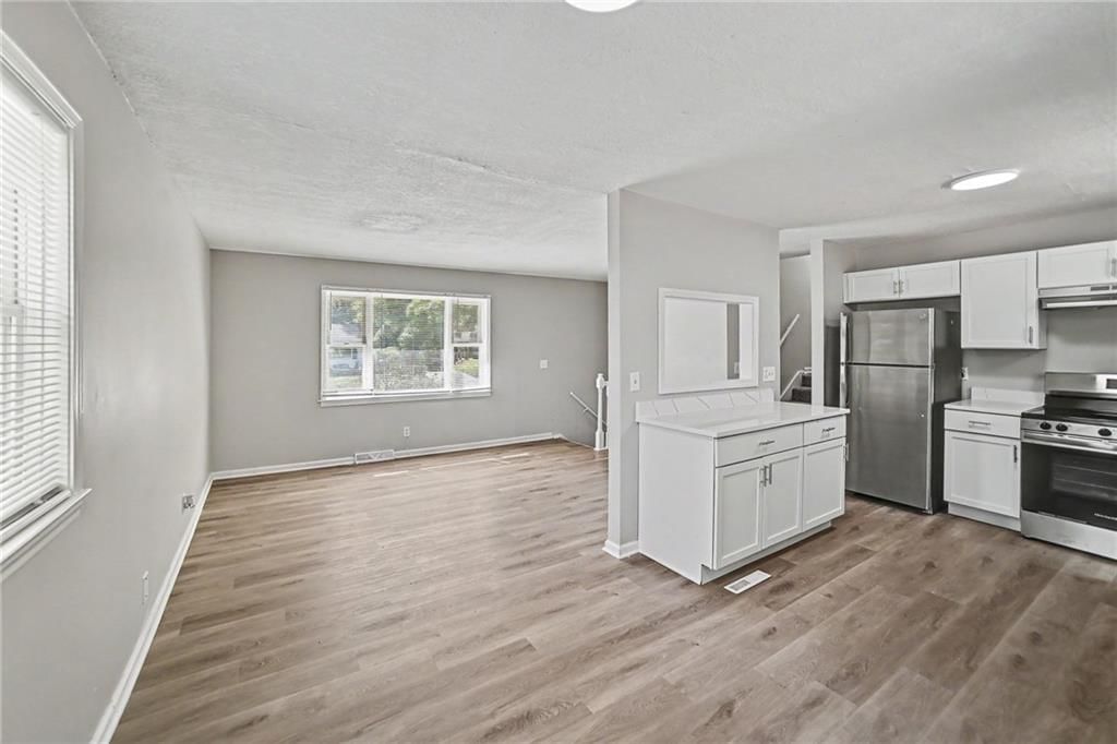 7820 NE San Rafael Drive — photo 6