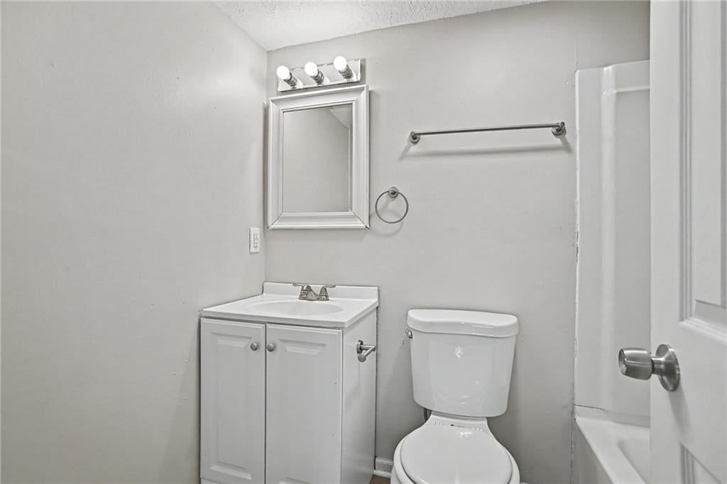 7820 NE San Rafael Drive — photo 13