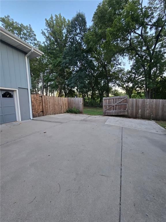 15917 E 41ST Street — photo 7