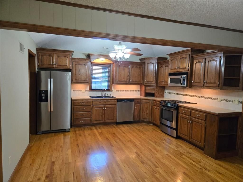 15917 E 41ST Street — photo 16