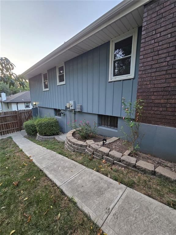 15917 E 41ST Street — photo 37