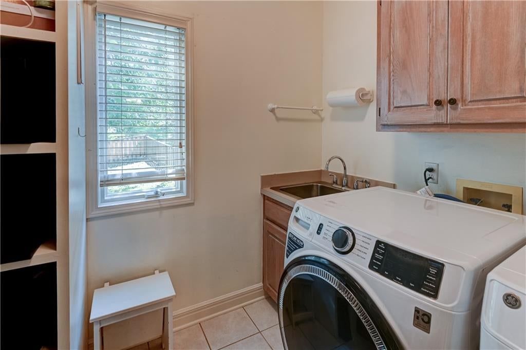 411 NE BITTER CREEK Road — photo 26