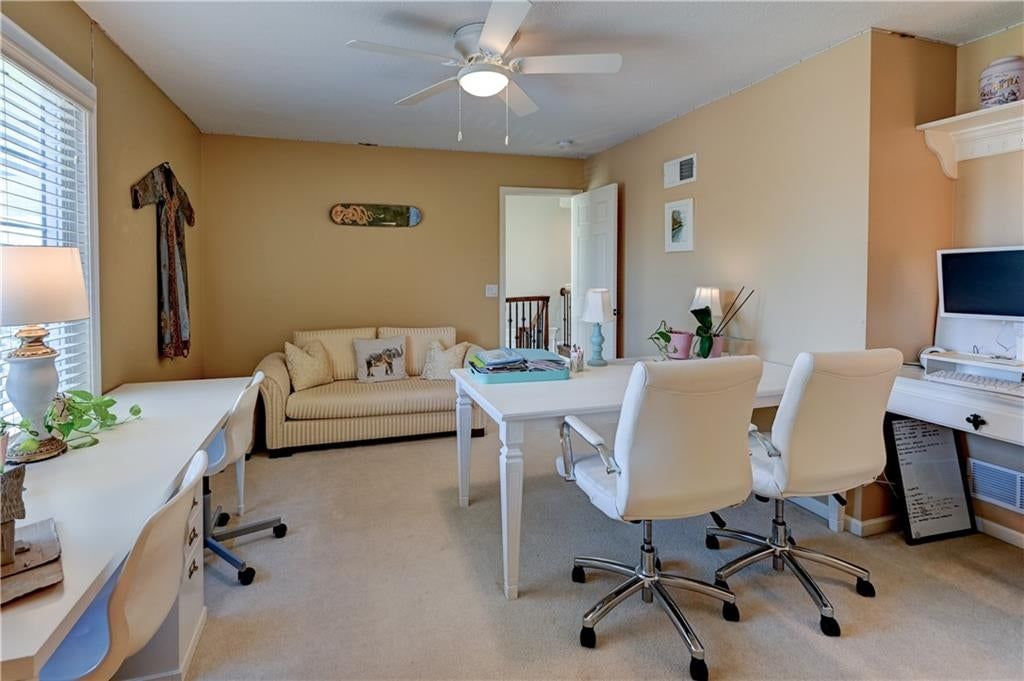 411 NE BITTER CREEK Road — photo 56