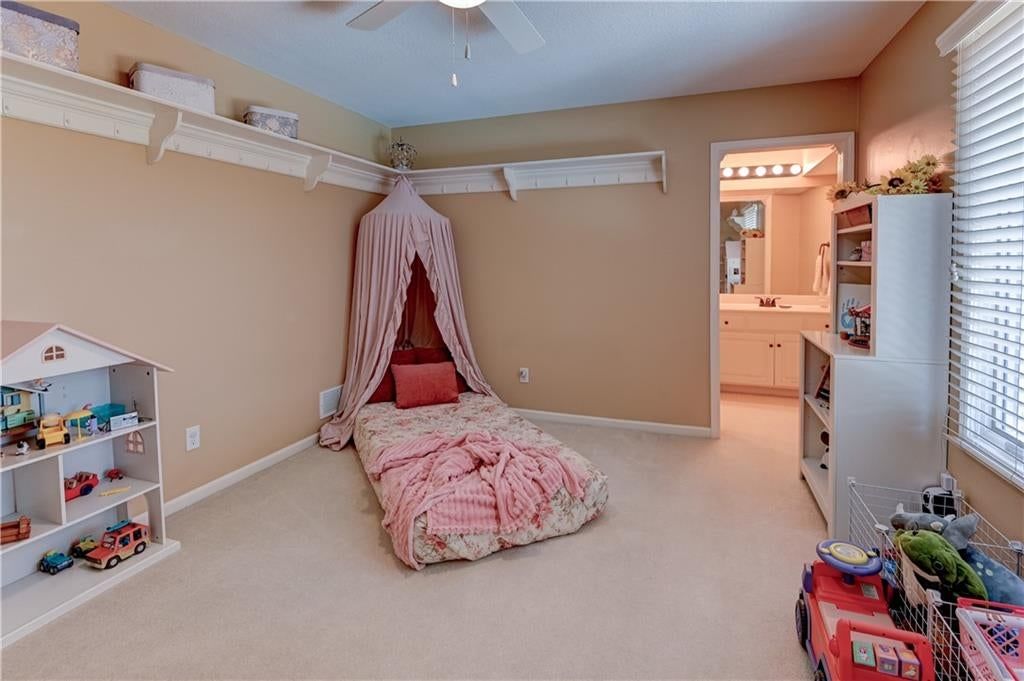 411 NE BITTER CREEK Road — photo 67