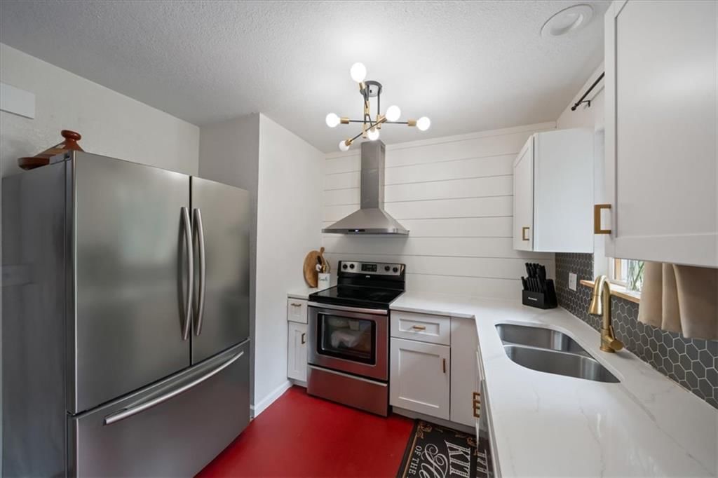 718 S Stevenson Street — photo 10