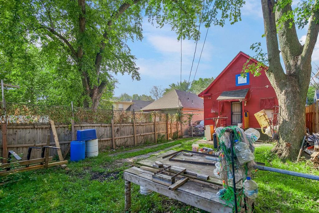 3224 E 6th Street — photo 17