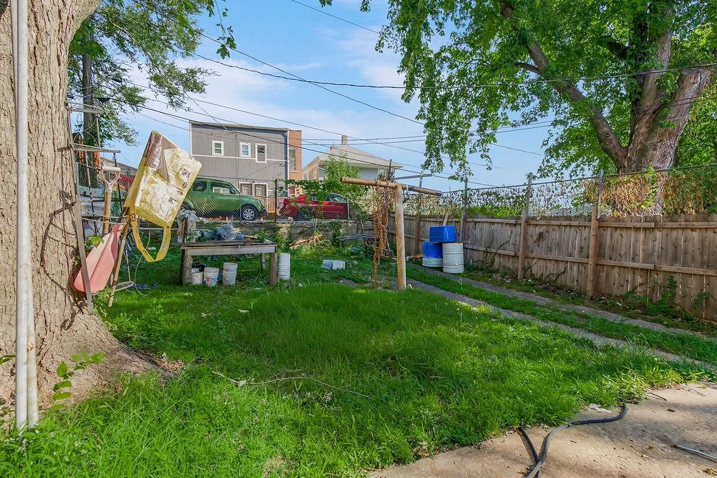 3224 E 6th Street — photo 18
