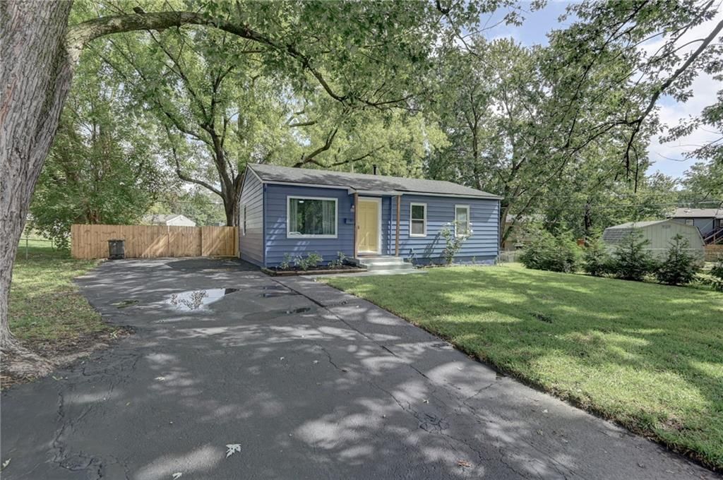 1503 N Hocker Avenue — photo 4