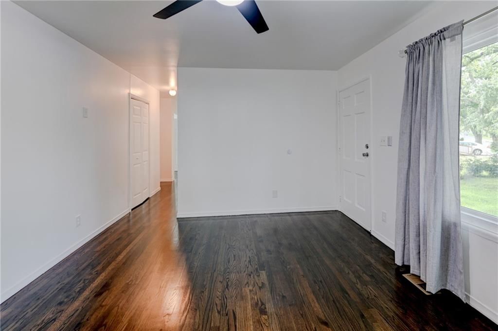 1503 N Hocker Avenue — photo 10