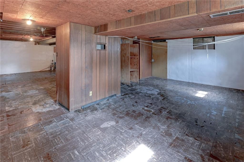 1503 N Hocker Avenue — photo 31
