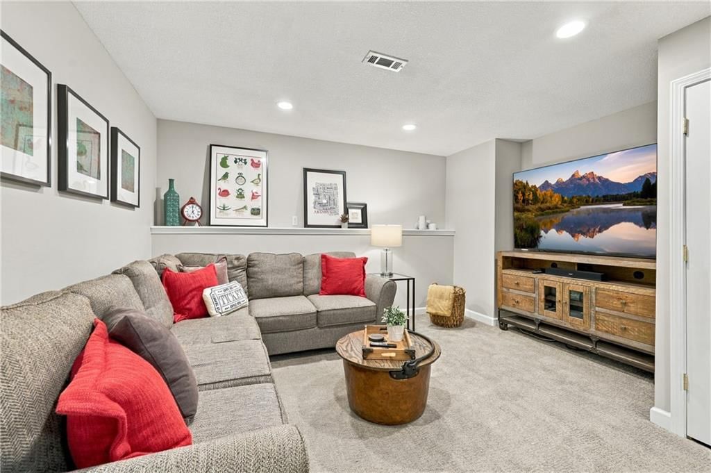 2830 Sweet Briar Drive — photo 25