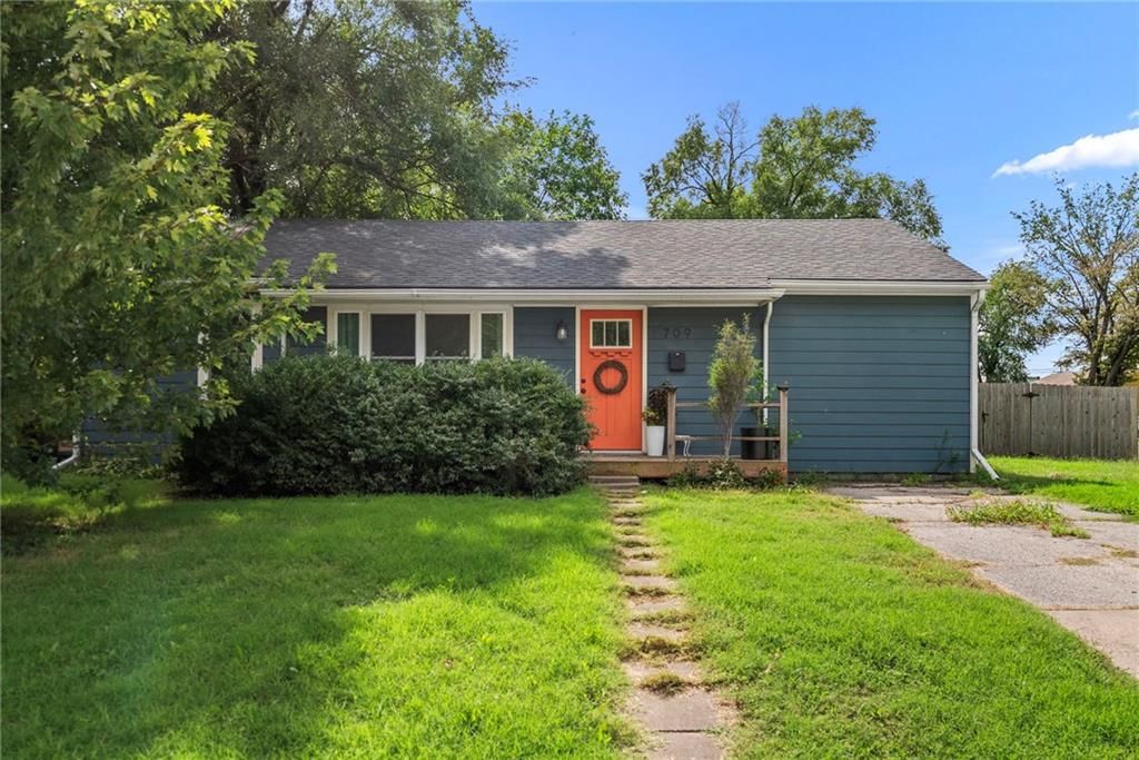 709 W Poor Street — photo 1