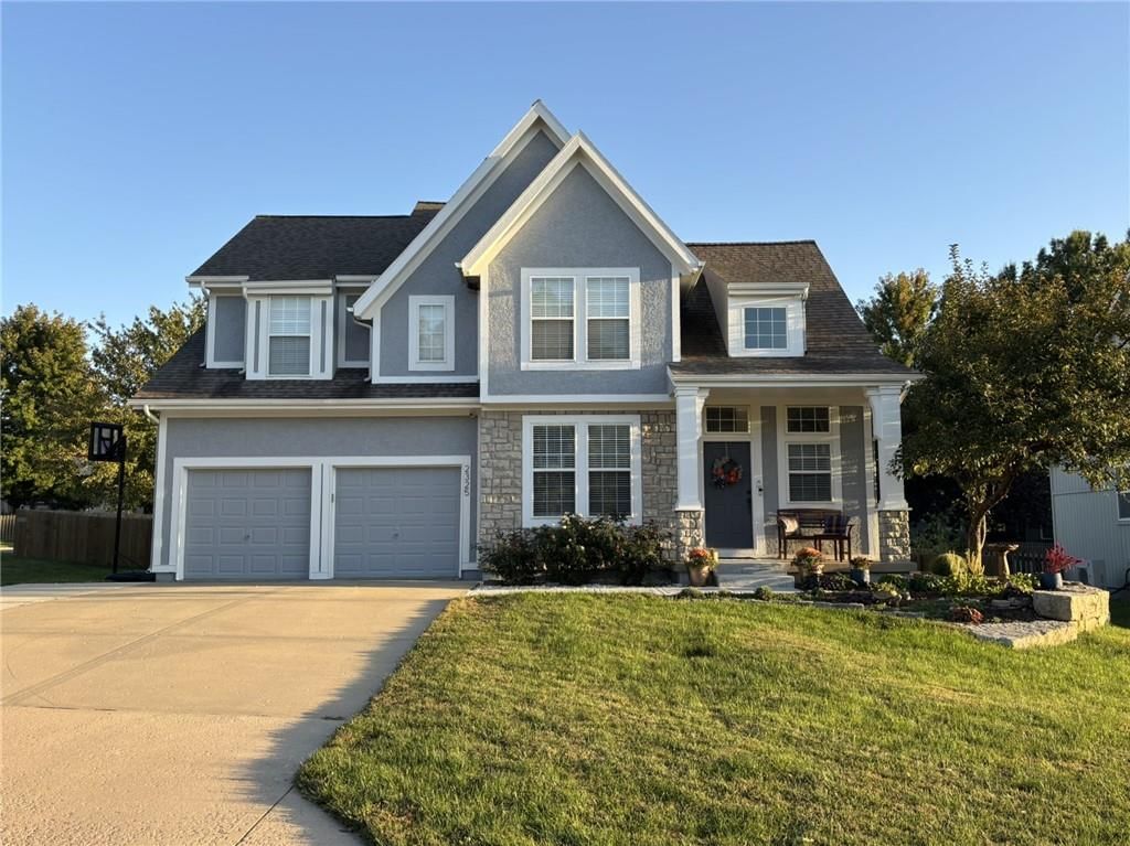 2325 W Piatt Lane, Olathe, KS