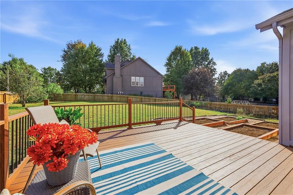 Photo 32 of 37 - 2325 W Piatt Lane, Olathe, KS 66061