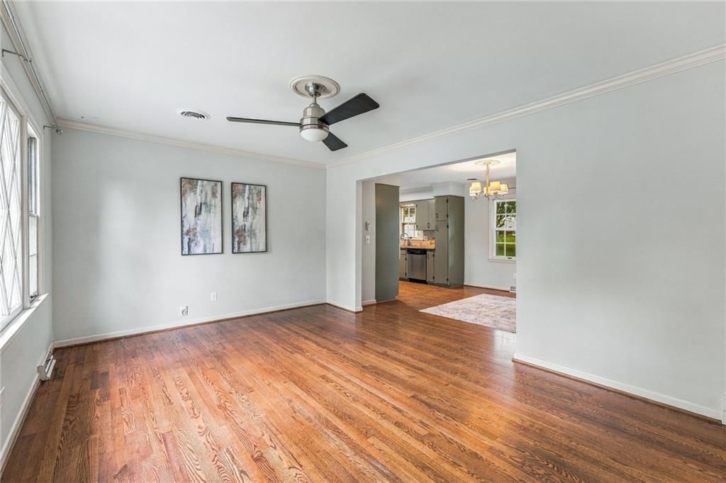 8116 W 92nd Street — photo 5