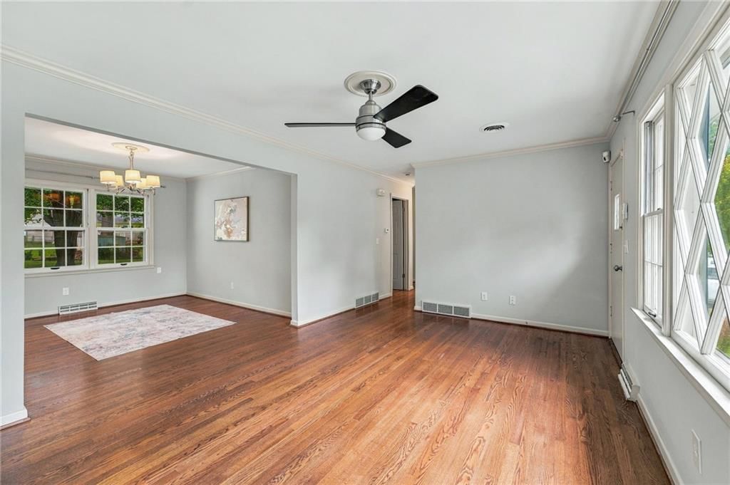 8116 W 92nd Street — photo 6