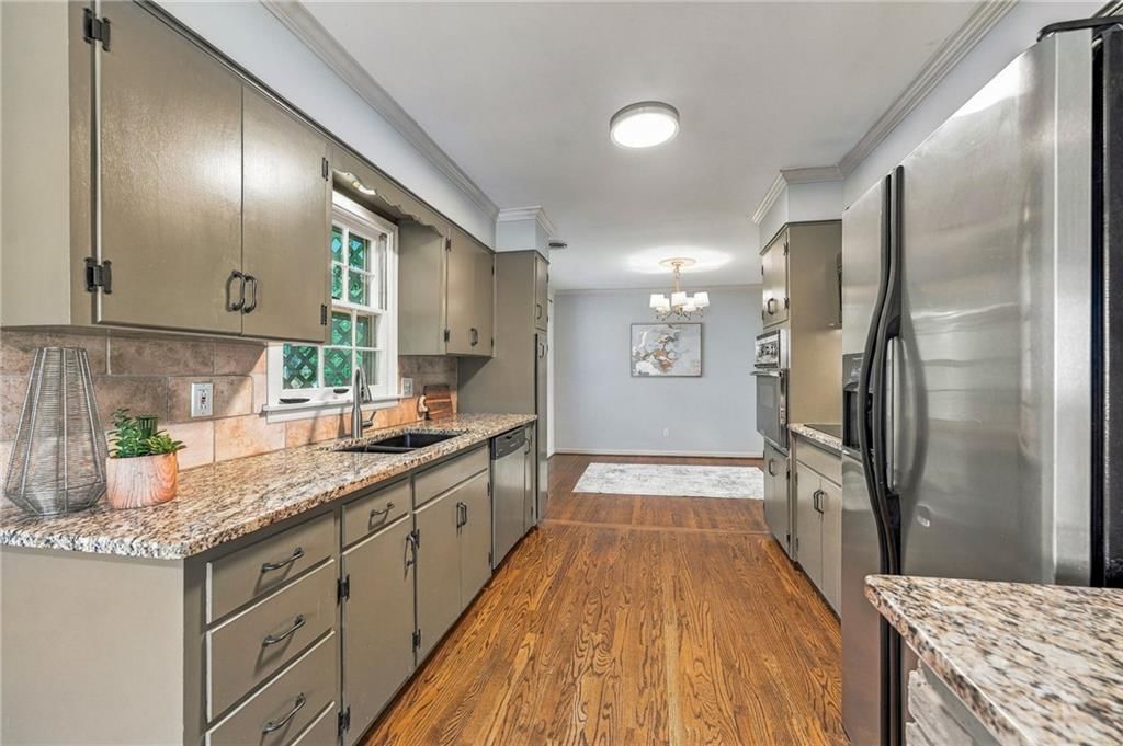 8116 W 92nd Street — photo 14