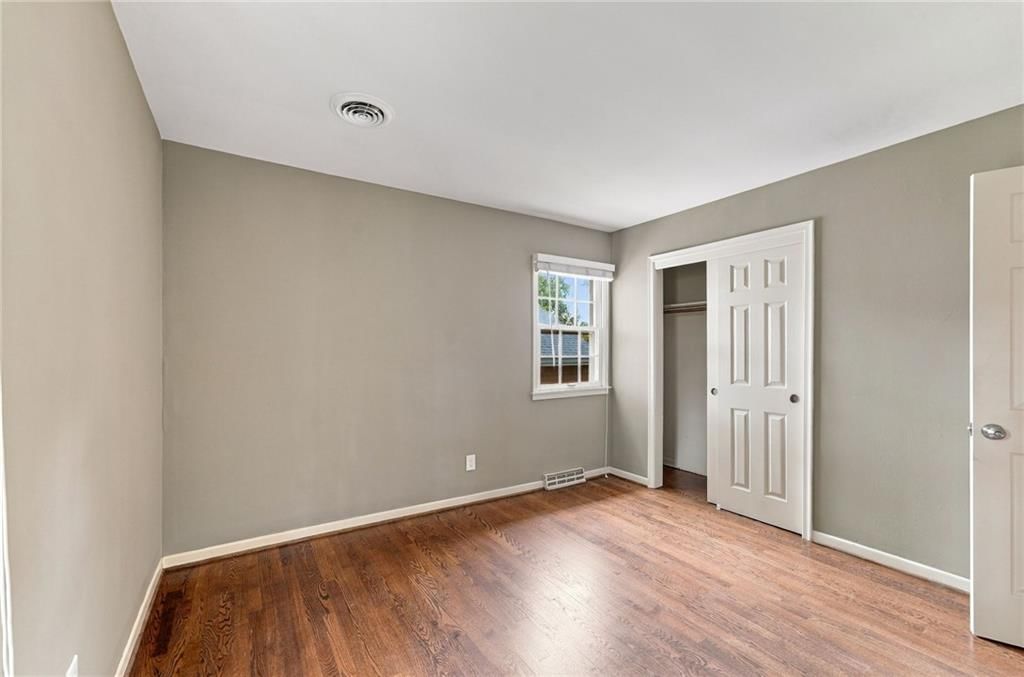 8116 W 92nd Street — photo 21