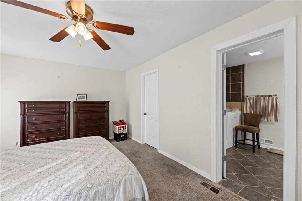 945 S Sycamore Street — photo 22