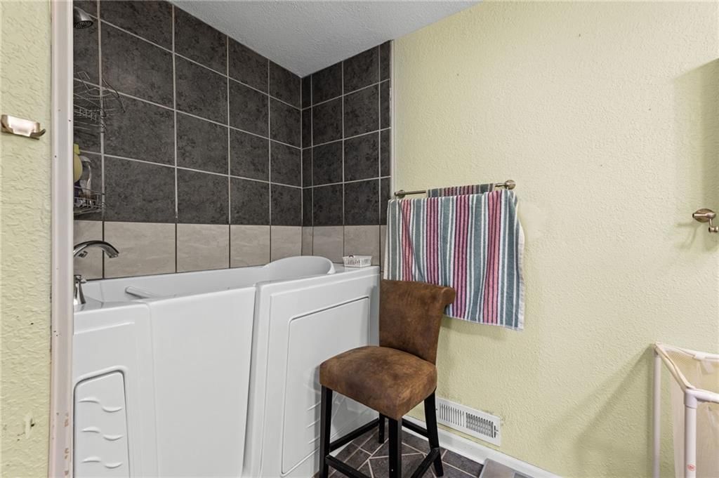 945 S Sycamore Street — photo 24