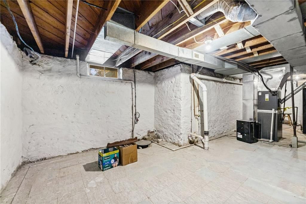 945 S Sycamore Street — photo 34