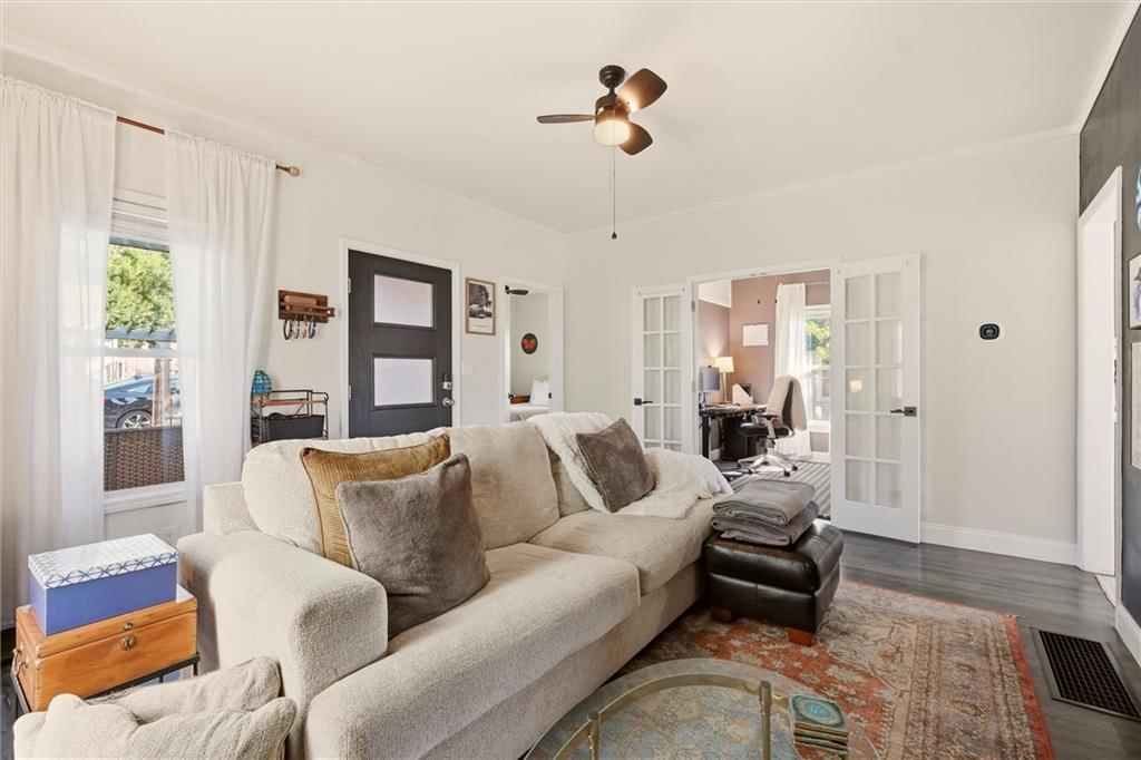 1523 W 39th Avenue — photo 9