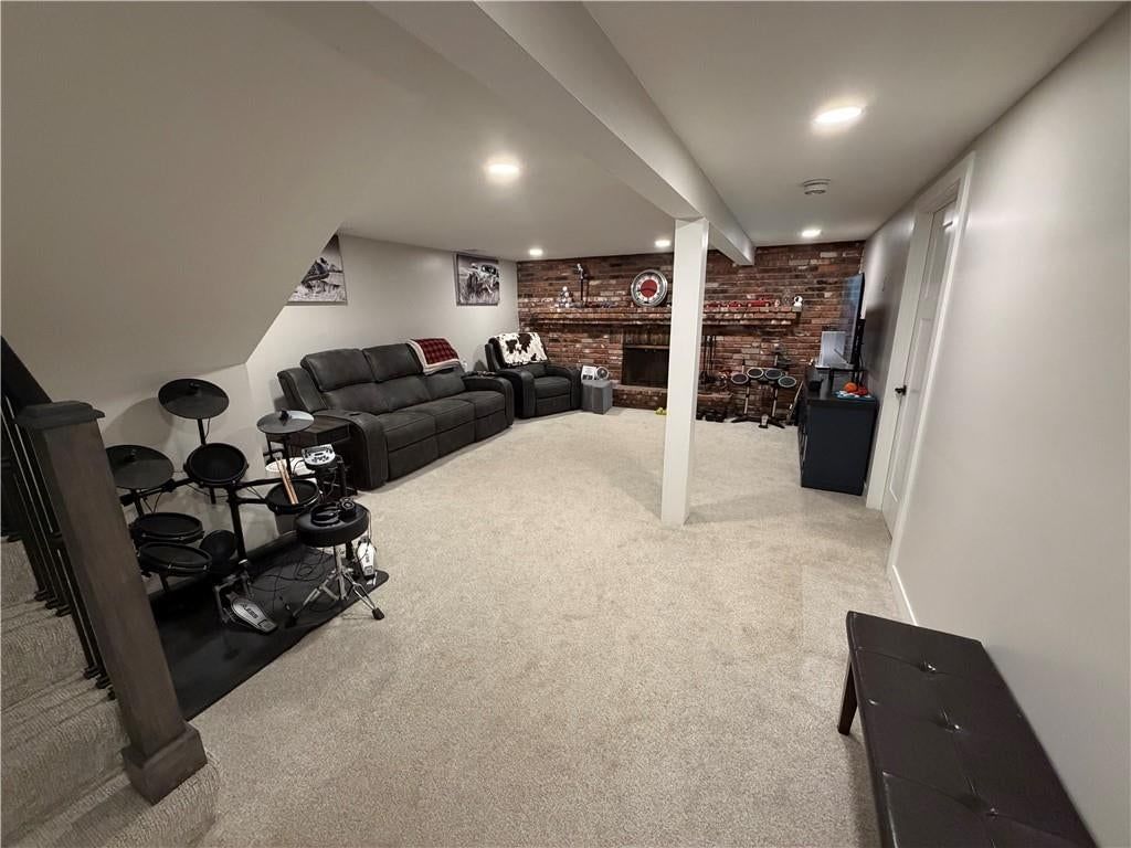 3609 N 154th Terrace — photo 19